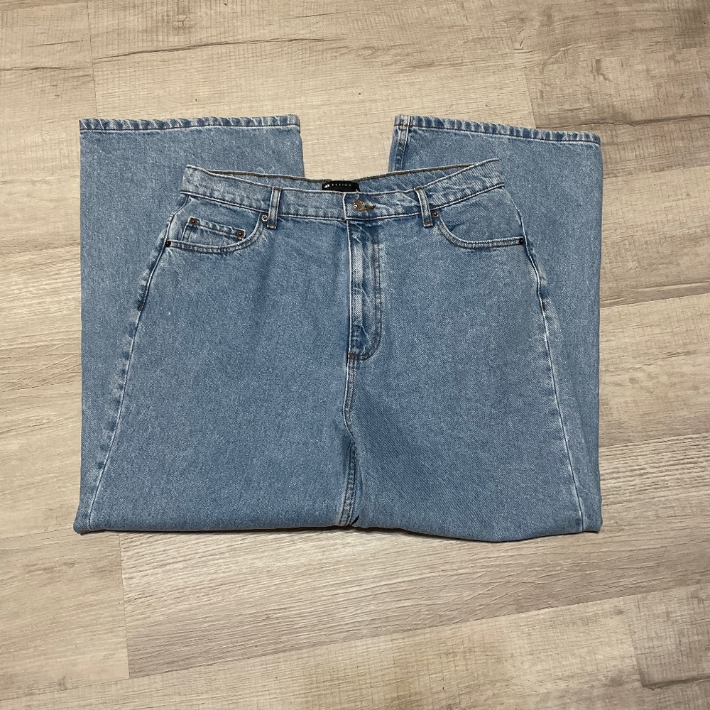 NEW High rise relaxed dad jeans in light wash
